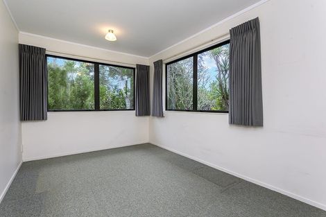 Photo of property in 5 Titchener Street, New Lynn, Auckland, 0600