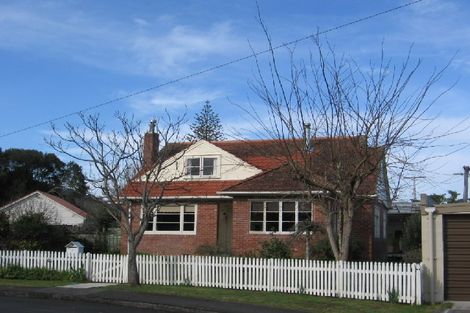 Photo of property in 2 Marsden Place, Kensington, Whangarei, 0112