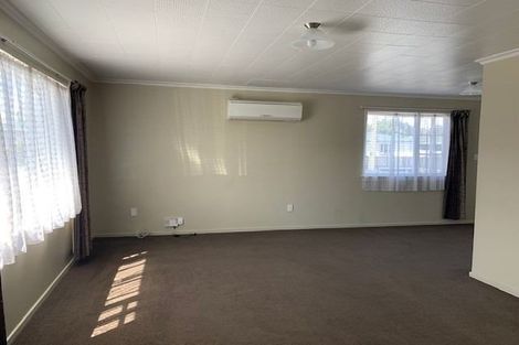 Photo of property in 216 Mcquarrie Street, Kingswell, Invercargill, 9812