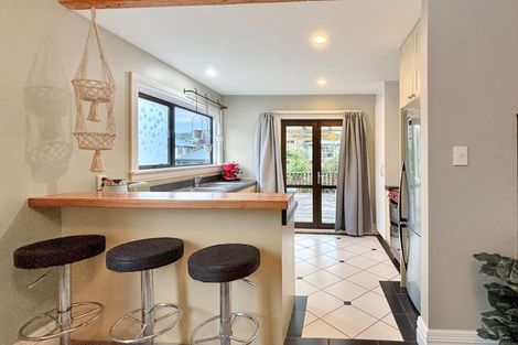 Photo of property in 51 Oxford Street, Lyttelton, 8082