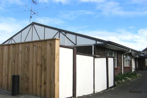 Photo of property in 43a Ludlam Crescent, Woburn, Lower Hutt, 5010