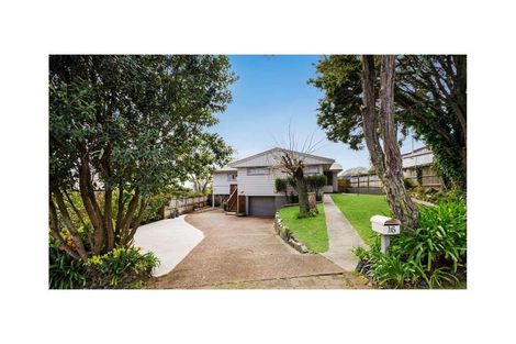 Photo of property in 16 Red Hill Road, Red Hill, Papakura, 2110