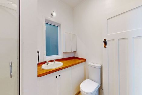 Photo of property in 3a Linwood Way, Island Bay, Wellington, 6023