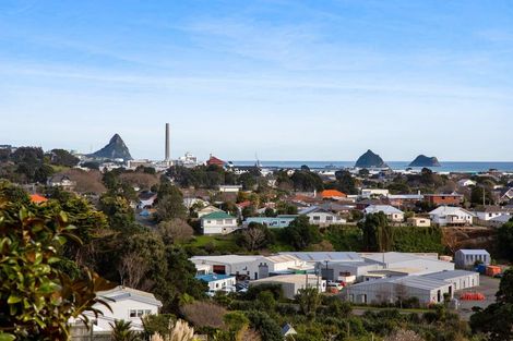 Photo of property in 3a Hillcrest Street, Glen Avon, New Plymouth, 4312