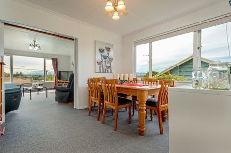 Photo of property in 16 Halcombe Road, Feilding, 4702