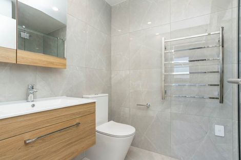 Photo of property in 106/9 Madeira Lane, Grafton, Auckland, 1023