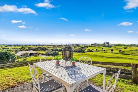 Photo of property in 155 Derham Road, Te Horo, Otaki, 5581