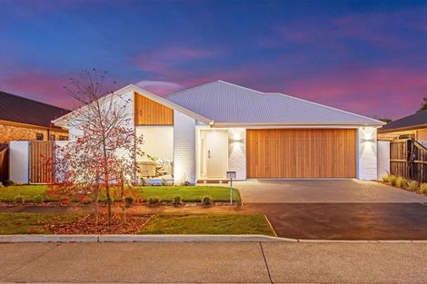 Photo of property in 85 Leistrella Road, Hoon Hay, Christchurch, 8025