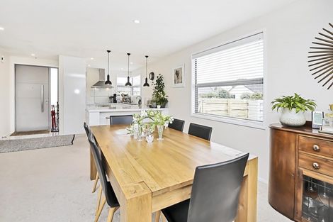 Photo of property in 18 Rosewood Drive, Rosedale, Invercargill, 9810