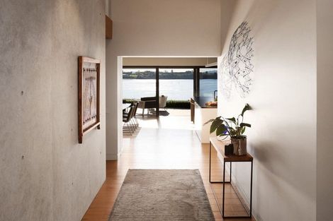 Photo of property in 3 Fourth Avenue, Tauranga, 3110