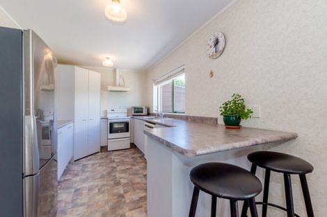 Photo of property in 7 Tobys Way, Waikanae Beach, Waikanae, 5036