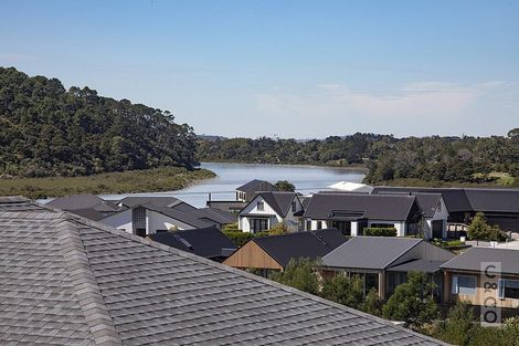 Photo of property in 2 Tauwaka Crescent, Riverhead, 0820