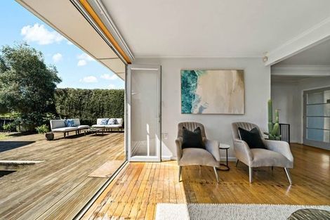 Photo of property in 54 Abbotts Way, Remuera, Auckland, 1050