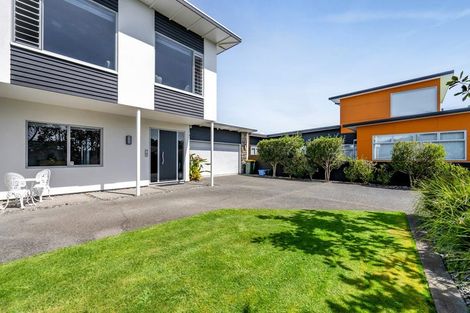 Photo of property in 18 Parkvue Drive, Bell Block, New Plymouth, 4312