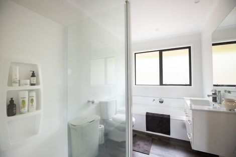 Photo of property in 10 Nukuroa Close, Waitara, 4320