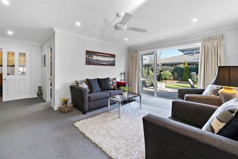 Photo of property in 11 Hanover Place, Ilam, Christchurch, 8041