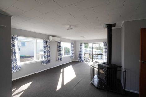 Photo of property in 11 Dampier Street, Oceanview, Timaru, 7910