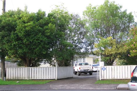 Photo of property in 9 Coletta Lane, Te Atatu South, Auckland, 0610