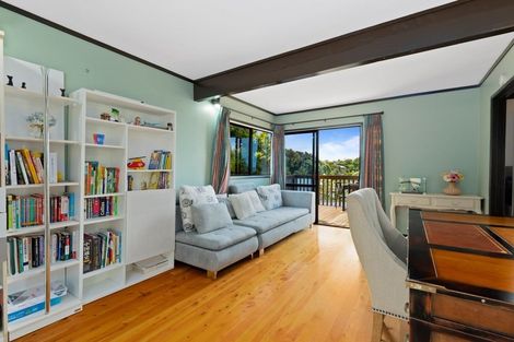 Photo of property in 5 Malters Place, Browns Bay, Auckland, 0630