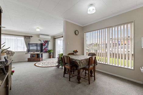 Photo of property in 1/36 Tukapa Street, Westown, New Plymouth, 4310
