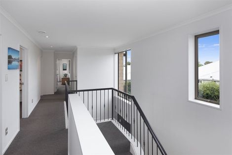 Photo of property in 135a Avonhead Road, Avonhead, Christchurch, 8042