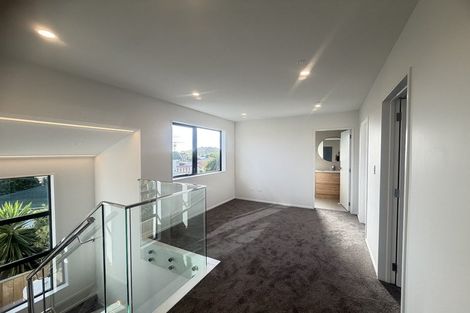 Photo of property in 51 Priestley Drive, Bucklands Beach, Auckland, 2014