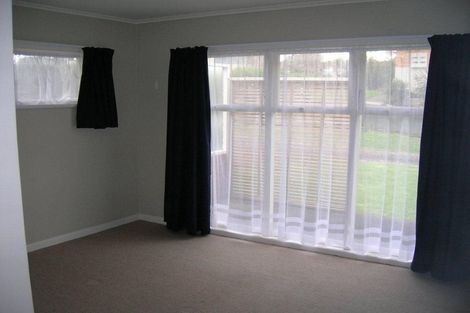 Photo of property in 1/39 Tawhiri Road, One Tree Hill, Auckland, 1061