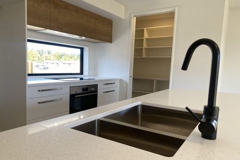 Photo of property in 143 Shillingford Boulevard, Rolleston, 7615