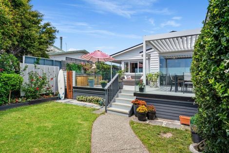 Photo of property in 932a Papamoa Beach Road, Papamoa Beach, Papamoa, 3118