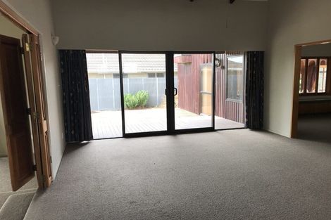 Photo of property in 741 Main North Road, Belfast, Christchurch, 8051