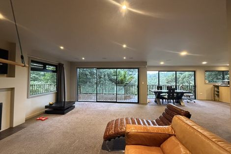 Photo of property in 40 Hiwihau Place, Glenfield, Auckland, 0629