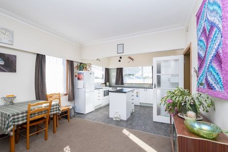 Photo of property in 40 High Street, Eltham, 4322