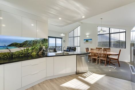 Photo of property in 54 Coster Street, Enner Glynn, Nelson, 7011