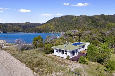 Photo of property in 4 Lagoon Street, Torrent Bay, Takaka, 7183