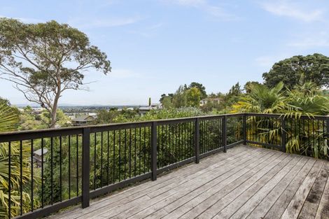 Photo of property in 35 Hospital Terrace, Hospital Hill, Napier, 4110