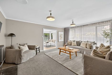 Photo of property in 15 Oakfield Street, Burnside, Christchurch, 8053