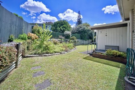Photo of property in 15 Valley Road, Te Puke, 3119