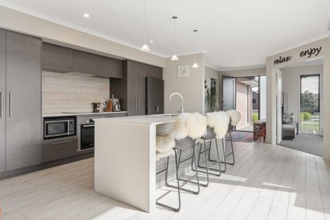 Photo of property in 87 Sandhurst Drive, Papamoa Beach, Papamoa, 3118