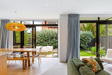 Photo of property in 10 Nevill Road, Hobsonville, Auckland, 0616