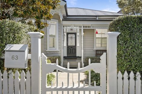Photo of property in 63 Vauxhall Road, Devonport, Auckland, 0624