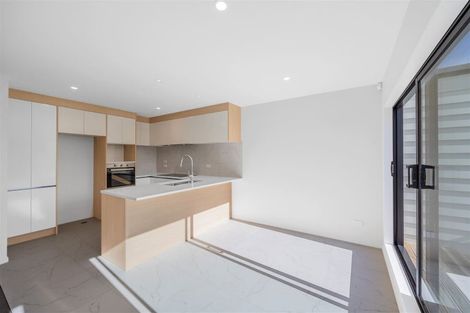 Photo of property in 15 Korokio Lane, Henderson, Auckland, 0612
