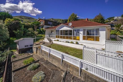Photo of property in 18 Paremata Street, Atawhai, Nelson, 7010