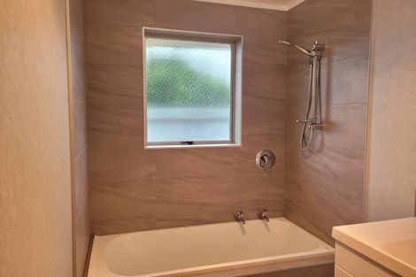 Photo of property in 435a Kahikatea Drive, Dinsdale, Hamilton, 3204