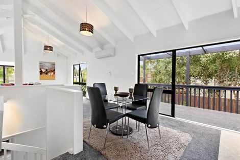 Photo of property in 2/47 Sheridan Drive, New Lynn, Auckland, 0600