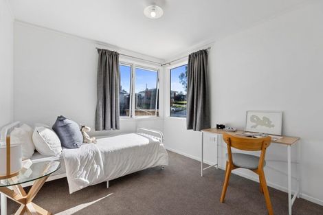 Photo of property in 18 Regent Street, Brookfield, Tauranga, 3110