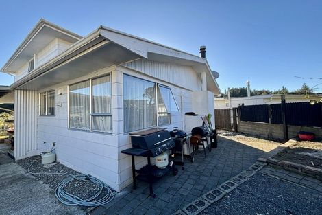 Photo of property in 75a Hampden Street, Picton, 7220