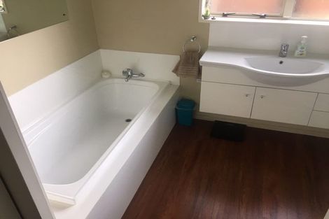 Photo of property in 4 Arkwright Place, Halswell, Christchurch, 8025