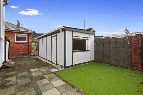 Photo of property in 142 Main Road, Tawa, Wellington, 5028