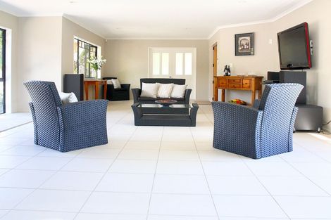 Photo of property in 245c Hill Road, The Gardens, Auckland, 2105