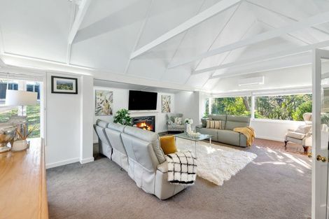 Photo of property in 281 Point View Drive, Shamrock Park, Auckland, 2016